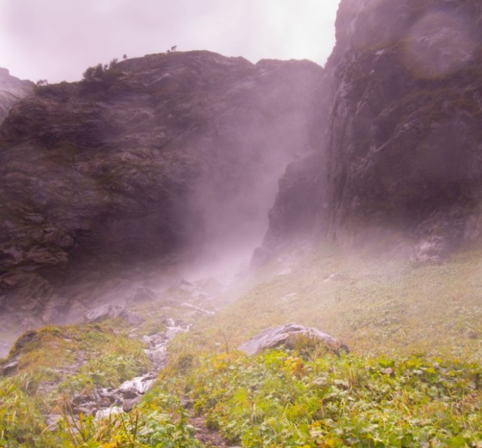 Суфруджинская ледяная мощь из Домбая