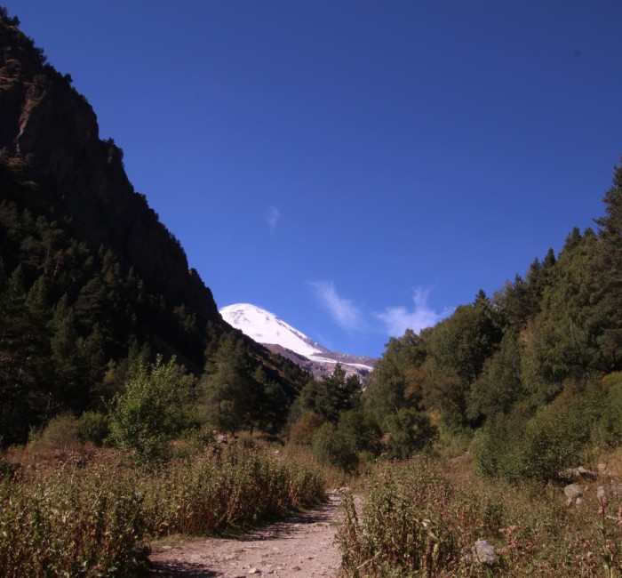 Терскол-ледник, ущелье, водопад из Приэльбрусья, поляны Азау и поляны Чегет